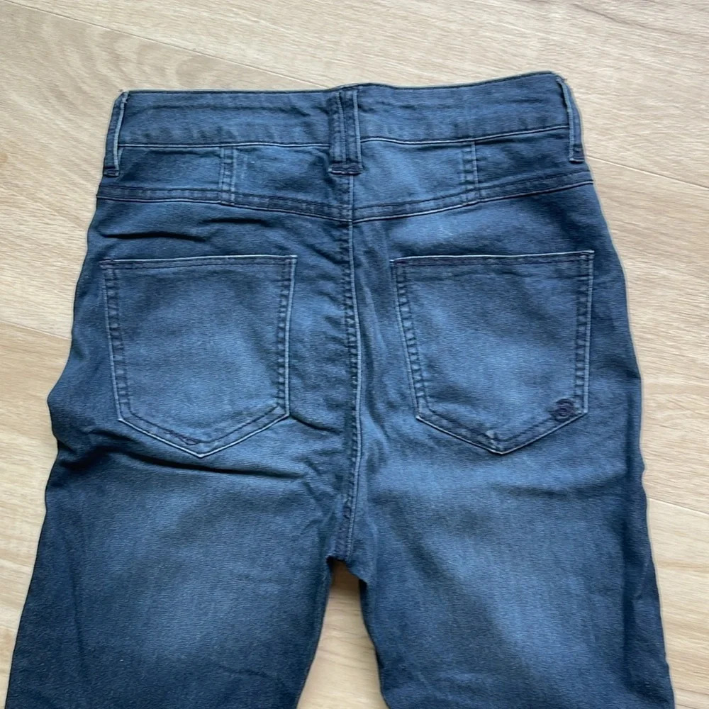 Jeans - Picture 5 of 7
